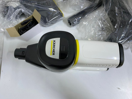 KARCHER VC 6 CORDLESS OURFAMILY PET DIKEY (OUTLET)